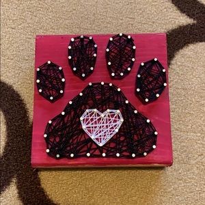 🐾 Wooden Paw print art piece